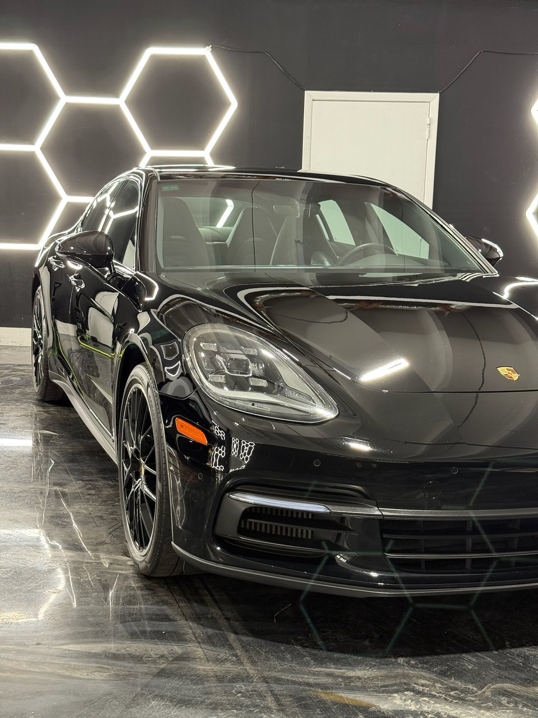 Porsche Panamera - Black protected at Elite Premium Detailing